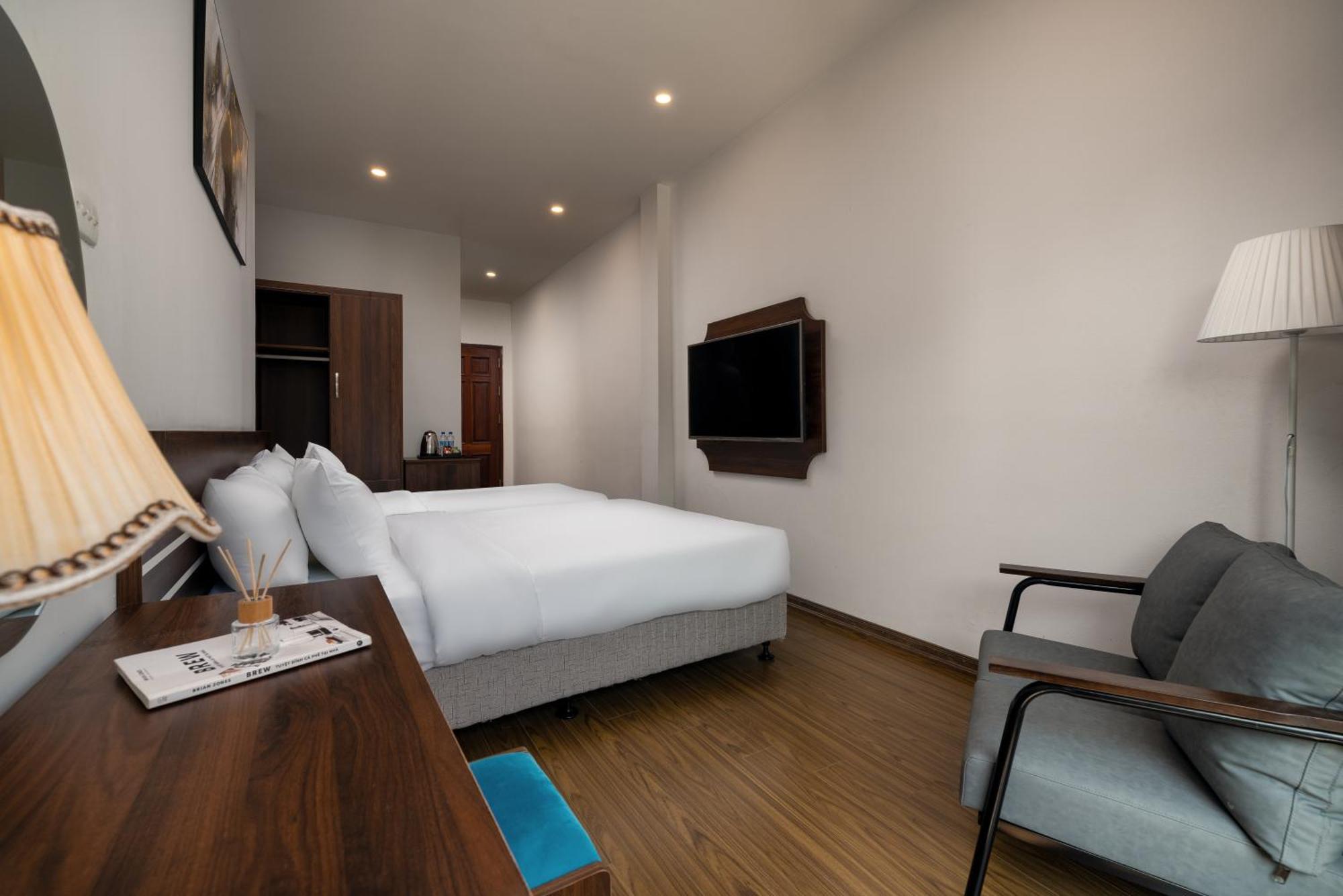 Astoria Hanoi Hotel & Travel מראה חיצוני תמונה